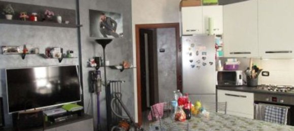 3غرفة شقة في Carate Brianza, Italy رقم 3676 3