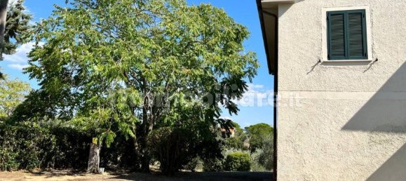 4 bedrooms House in Magliano in Toscana, Italy No. 110162 3