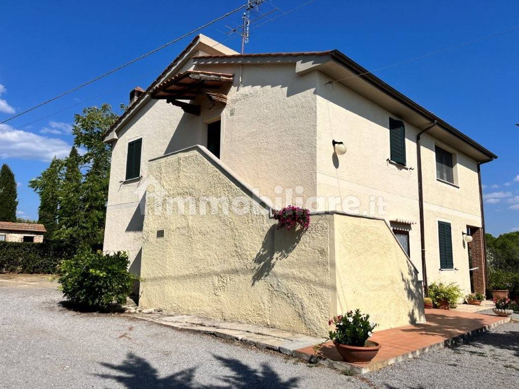 4 bedrooms House in Magliano in Toscana, Italy No. 110162