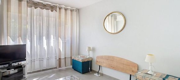 2 Schlafzimmer Wohnung in Saint-Raphael, France, Nr. 286899 11