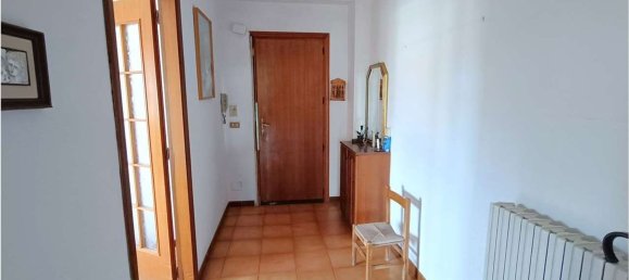 6 rooms Apartment in Settingiano, Italy No. 274333 8