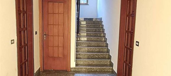 6 rooms Apartment in Settingiano, Italy No. 274333 6