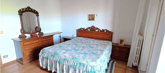 6 rooms Apartment in Settingiano, Italy No. 274333 25