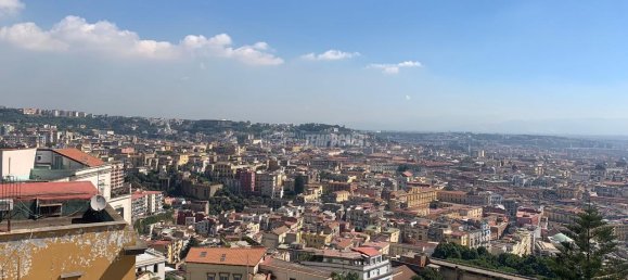 Apartamento de 4 divisões em Naples, Italy N.º 25528 3