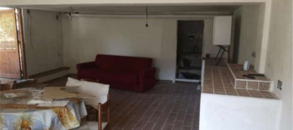 5 rooms House in Bassiano, Italy No. 100989 4