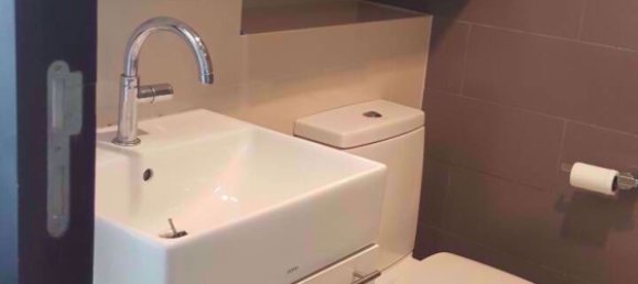 1 bedroom Duplex in Khlong Toei, Thailand No. 19381 3