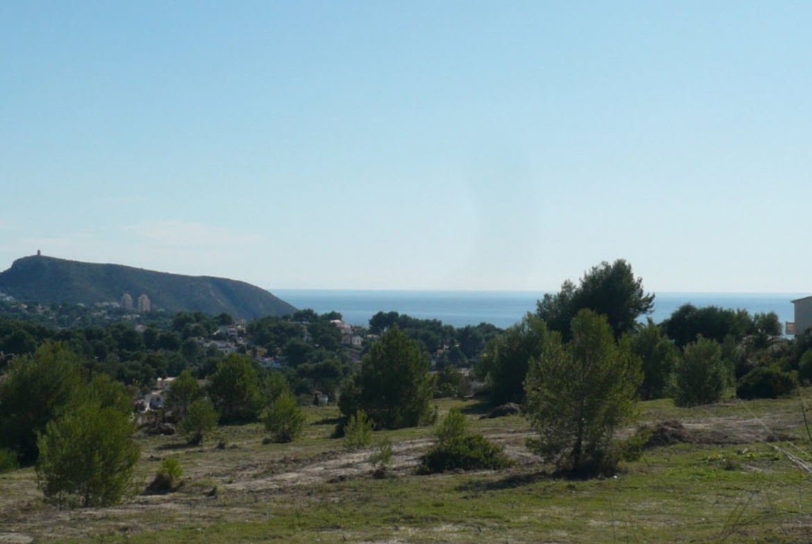  Land in Moraira, Spain No. 92179