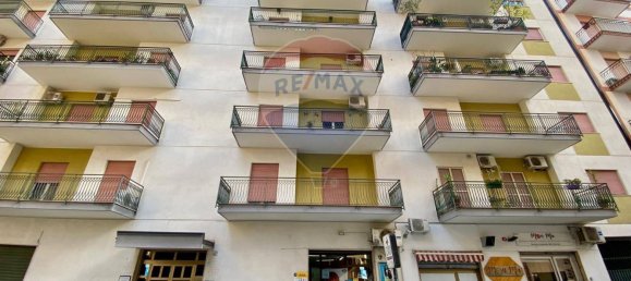 1-salle Propriété commerciale à Palermo, Italy No. 309142 2