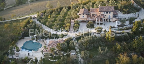 5 Schlafzimmer Villa in Atina, Italy, Nr. 162348 3