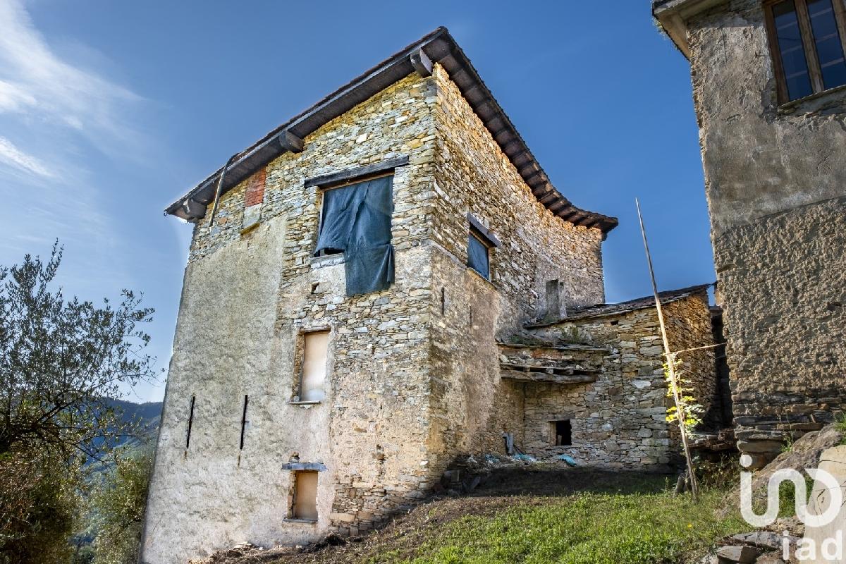 2 bedrooms House in Casanova Lerrone, Italy No. 375789