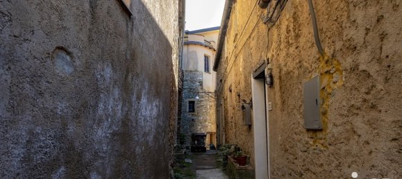 2 bedrooms House in Casanova Lerrone, Italy No. 375789 9