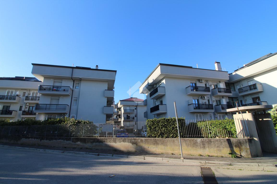 Duplex de 5 divisões em Casagiove, Italy N.º 135763