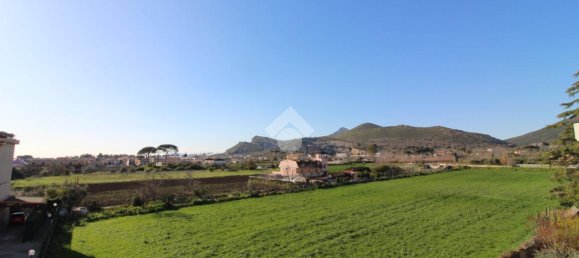 Duplex de 5 divisões em Casagiove, Italy N.º 135763 7