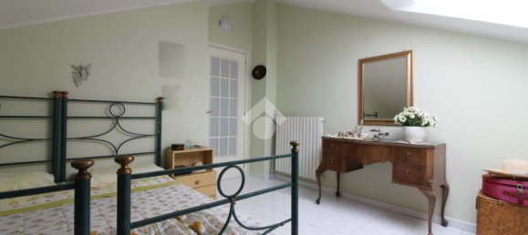 Duplex de 5 divisões em Casagiove, Italy N.º 135763 18