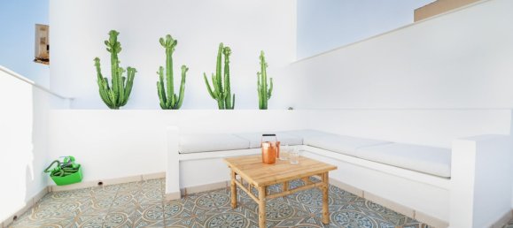 2 bedrooms House in Caleta de Velez, Spain No. 104793 3