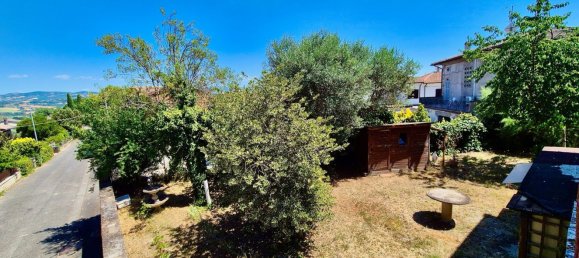 8 rooms House in Fratta Todina, Italy No. 271710 3