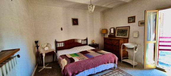 8 rooms House in Fratta Todina, Italy No. 271710 18