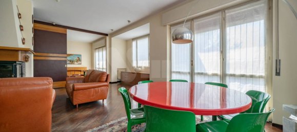 3 غرف نوم فيلا في Bosisio Parini, Italy رقم 303505 15