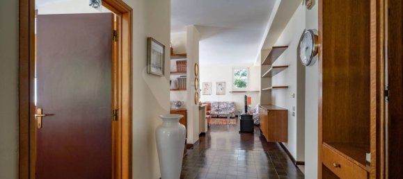 3 غرف نوم فيلا في Bosisio Parini, Italy رقم 303505 14