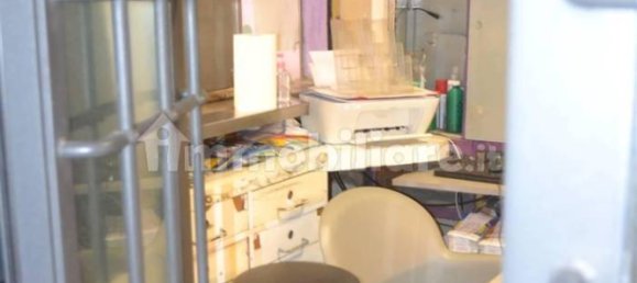 1 room Commercial property in Florence, Italy No. 35152 16