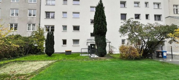 Apartamento de 2 habitaciónes en Steglitz, Germany No. 93713 3