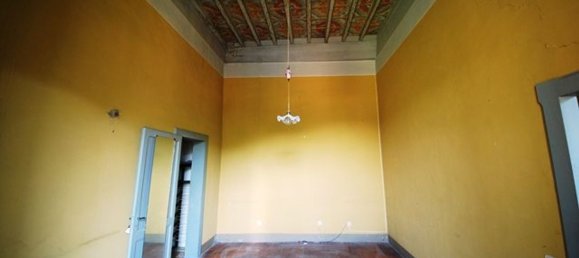 11 rooms Apartment in Spoleto, Italy No. 78076 10