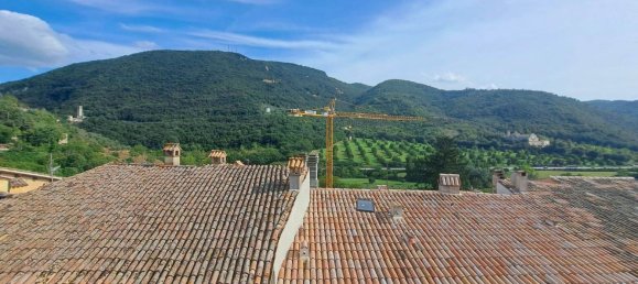 11 rooms Apartment in Spoleto, Italy No. 78076 7