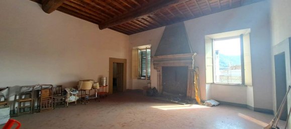 11 rooms Apartment in Spoleto, Italy No. 78076 17