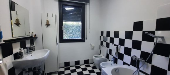 6 rooms Villa in Riva del Po, Italy No. 72503 8