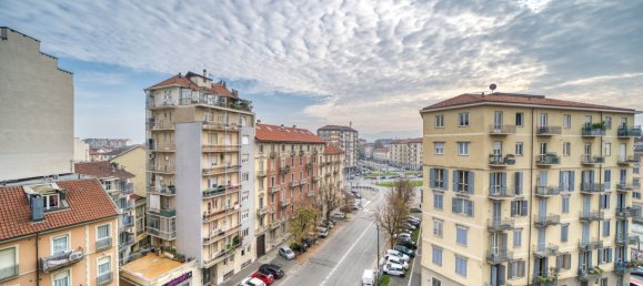Apartamento de 4 habitaciónes en Turin, Italy No. 140897 13