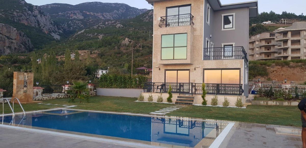 5غرفة فيلا في Mahmutlar, Turkey رقم 46127