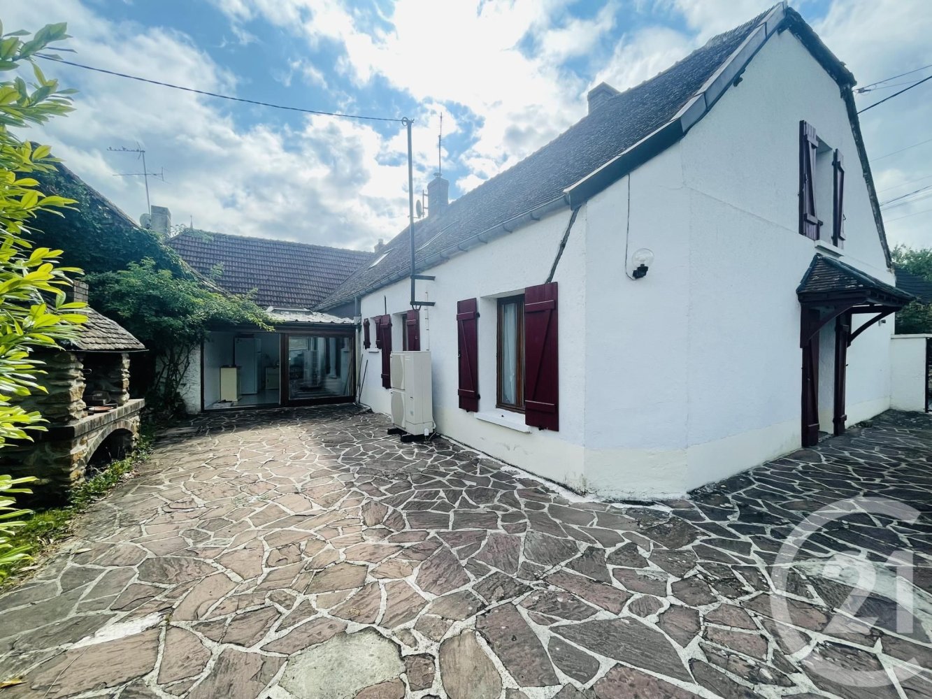 Casa de 4 dormitorios en Romilly-sur-Seine, France No. 91815