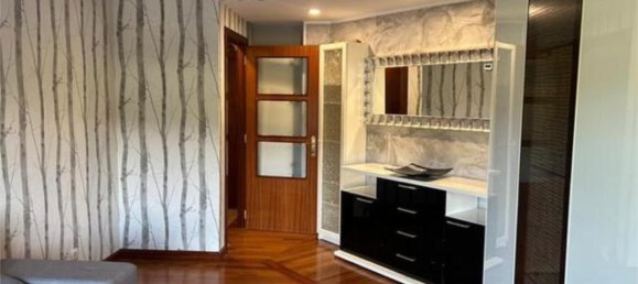 Дуплекс с 4 спальнями в Страна Басков, Испания № 191503 3