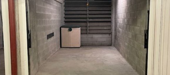 15m² Garage in Milan, Italy No. 244846 2