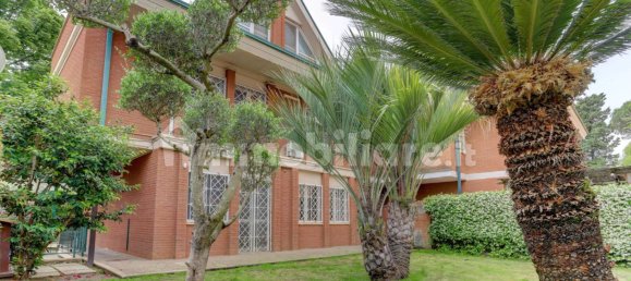 3 bedrooms Villa in Latina, Italy No. 285390 20