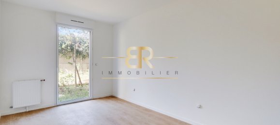 3 chambres Appartement à Aubervilliers, France No. 171165 3