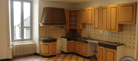 4 bedrooms House in Sainte-Maure-de-Touraine, France No. 84620 3