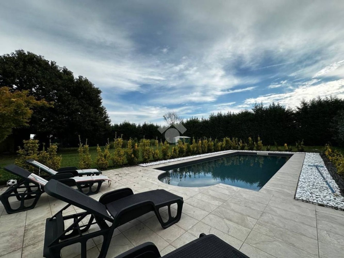 Grundstück in Bussero, Italy, Nr. 385740