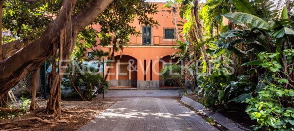 4 bedrooms Villa in Catania, Italy No. 128402 15