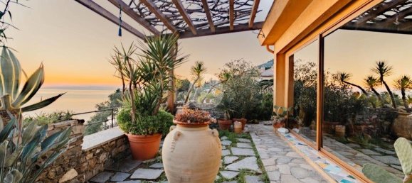 6 chambres Villa à Recco, Italy No. 214605 2