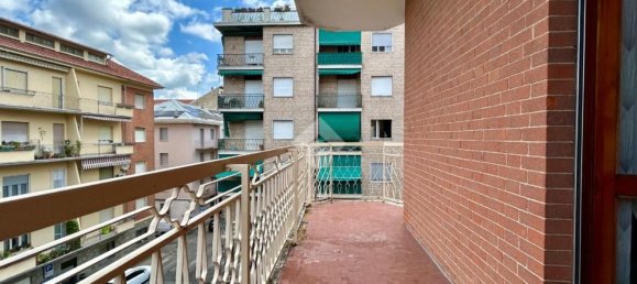 5 rooms Apartment in Asti, Italy No. 258959 6