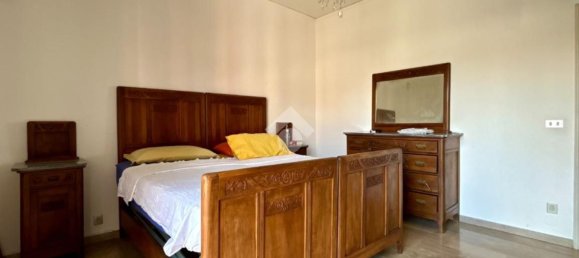 5 rooms Apartment in Asti, Italy No. 258959 14