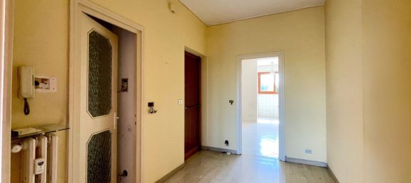 4 chambres Appartement à Rivoli, Italy No. 339868 7