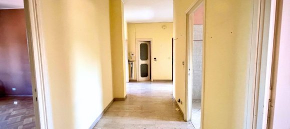 4 chambres Appartement à Rivoli, Italy No. 339868 8