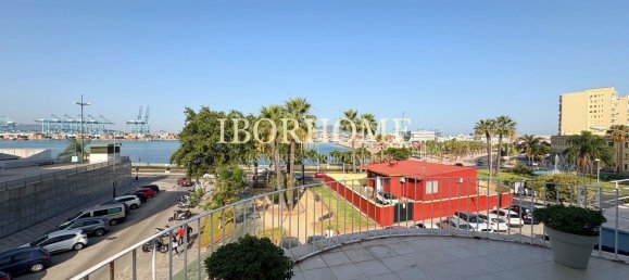 4 bedrooms Duplex in Cadiz, Spain No. 157948 10