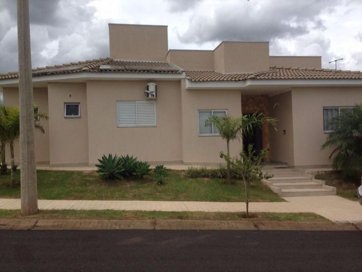 Дом с 3 спальнями в Сан-Паулу, Бразилия № 590310