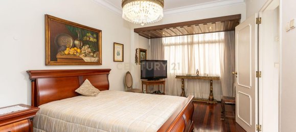 5 bedrooms House in Lisbon, Portugal No. 128986 24