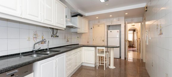 5 bedrooms House in Lisbon, Portugal No. 128986 15