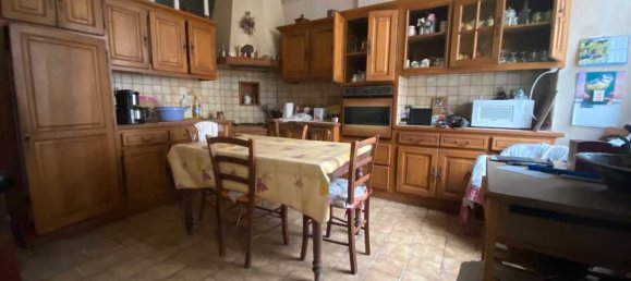 3 bedrooms House in Sille-le-Guillaume, France No. 198441 4