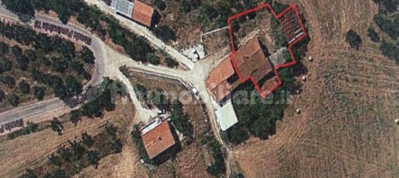 5 bedrooms House in Bellante, Italy No. 345384 4